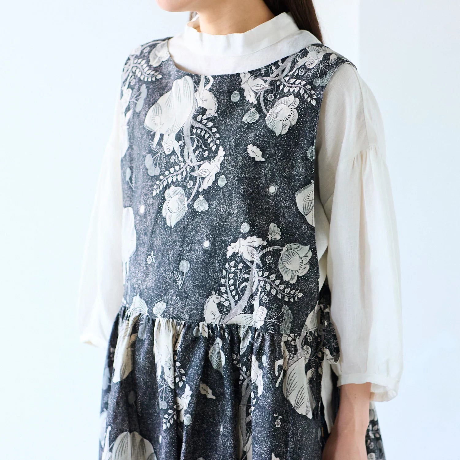 Sanae Sugimoto, Midnight Dream Cotton/Linen Sheeting, 1/4 yard