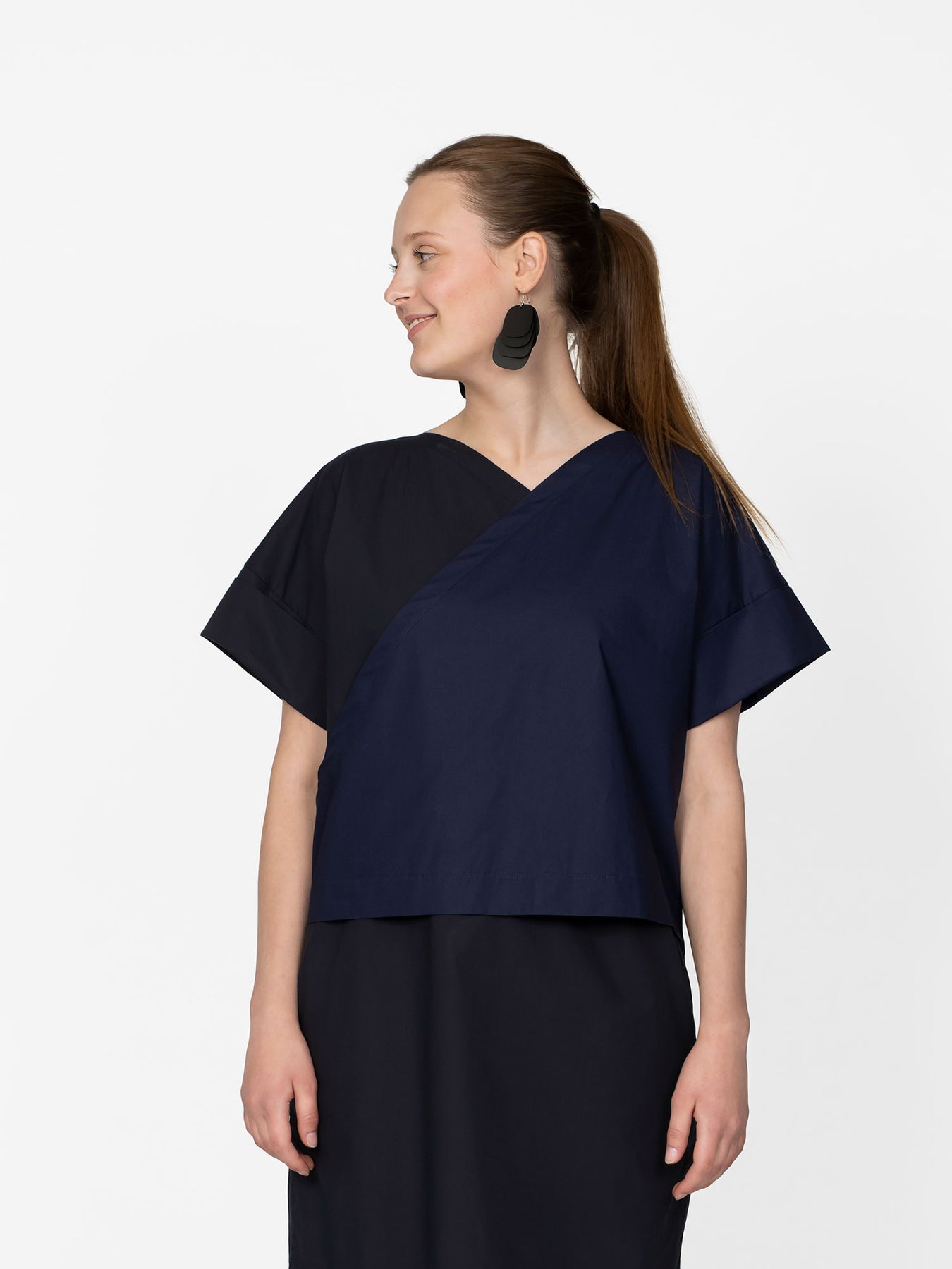 Assembly Line, Wrap Top Pattern, Sweden, multiple size ranges