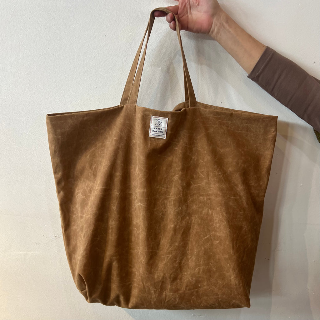 Class: Sew the Merchant and Mills Orton Bag with Sarah (Beginner Friendly): Saturday May 25, 9:30-2:30 pm