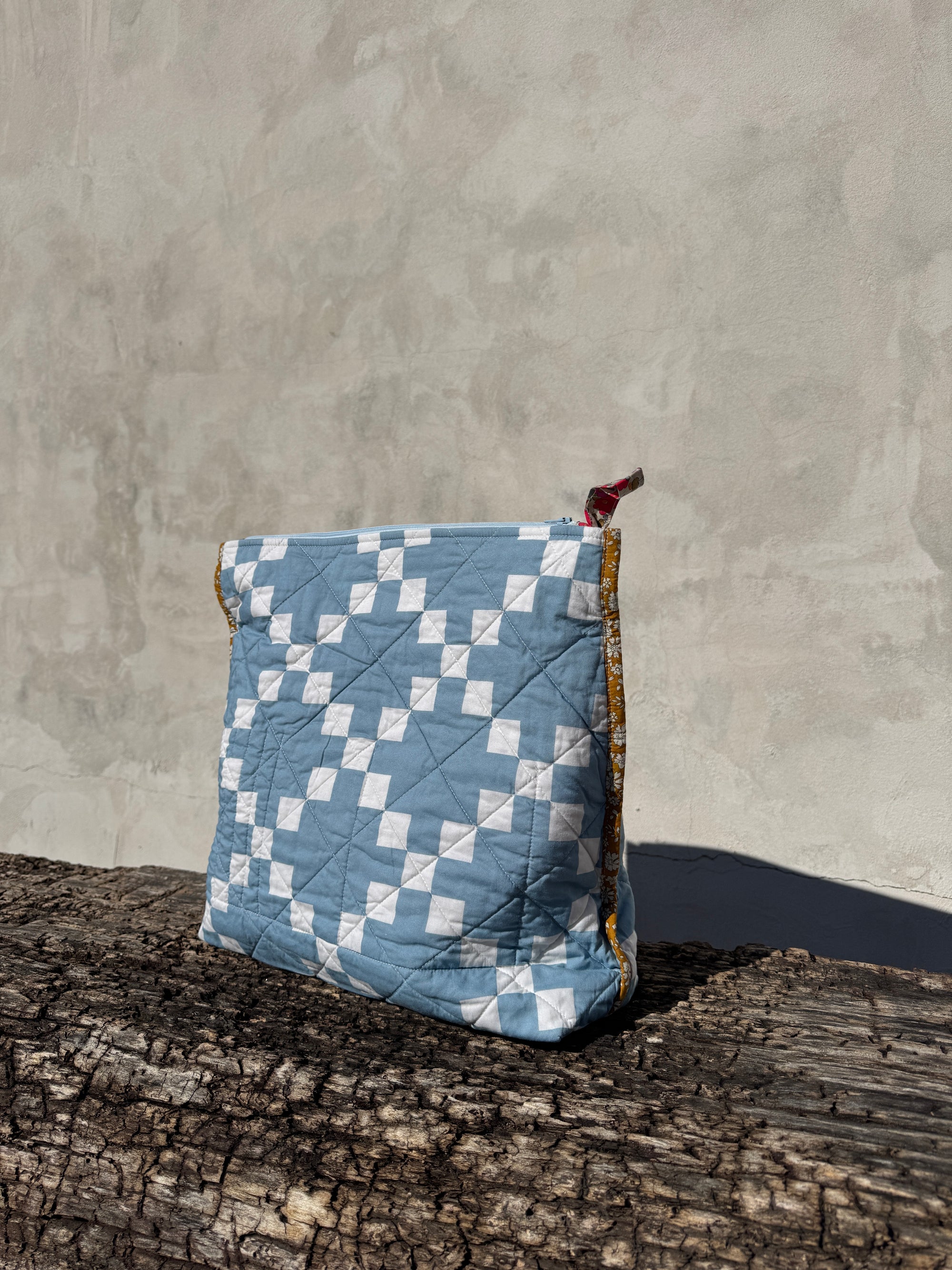 Class: Sew a Quilted Project Bag with Evan, starts Tuesday May 13, 5:30-8:30PM (2 sessions)