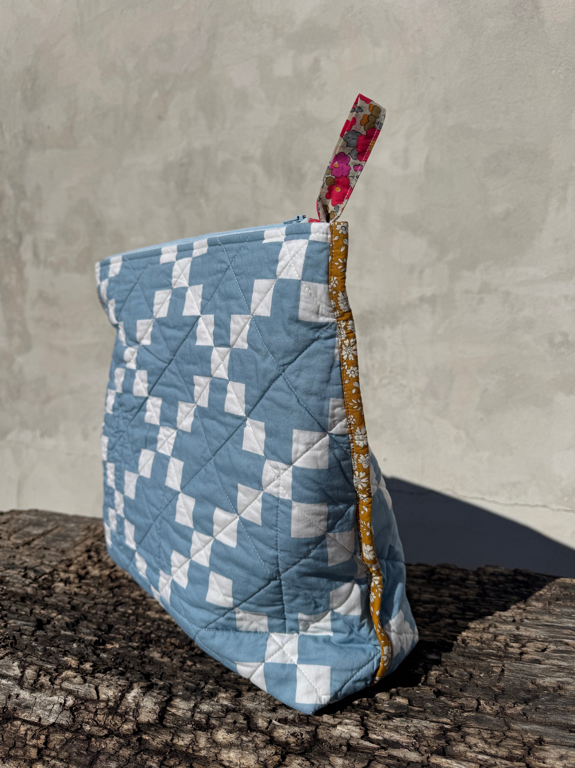 Class: Sew a Quilted Project Bag with Evan, starts Tuesday May 13, 5:30-8:30PM (2 sessions)