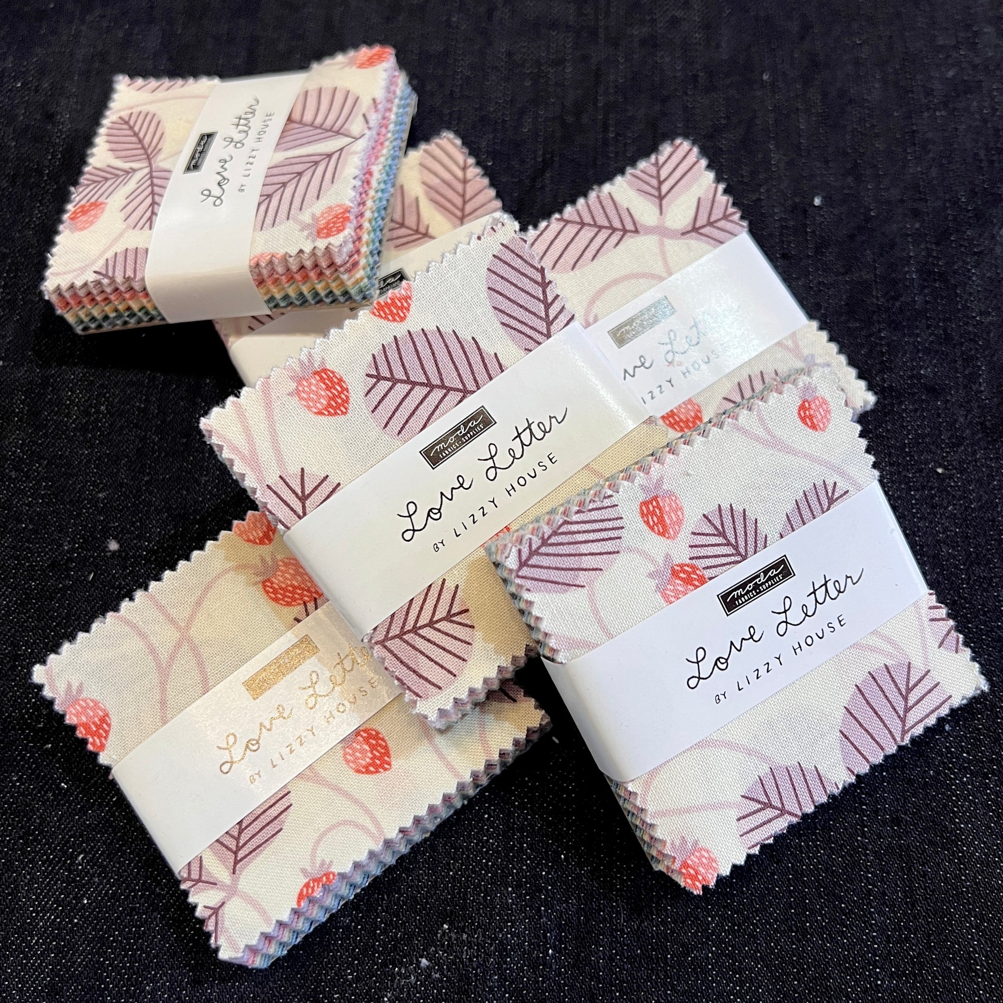 Lizzy House, Love Letter, Mini Charm Pack Pre-cuts