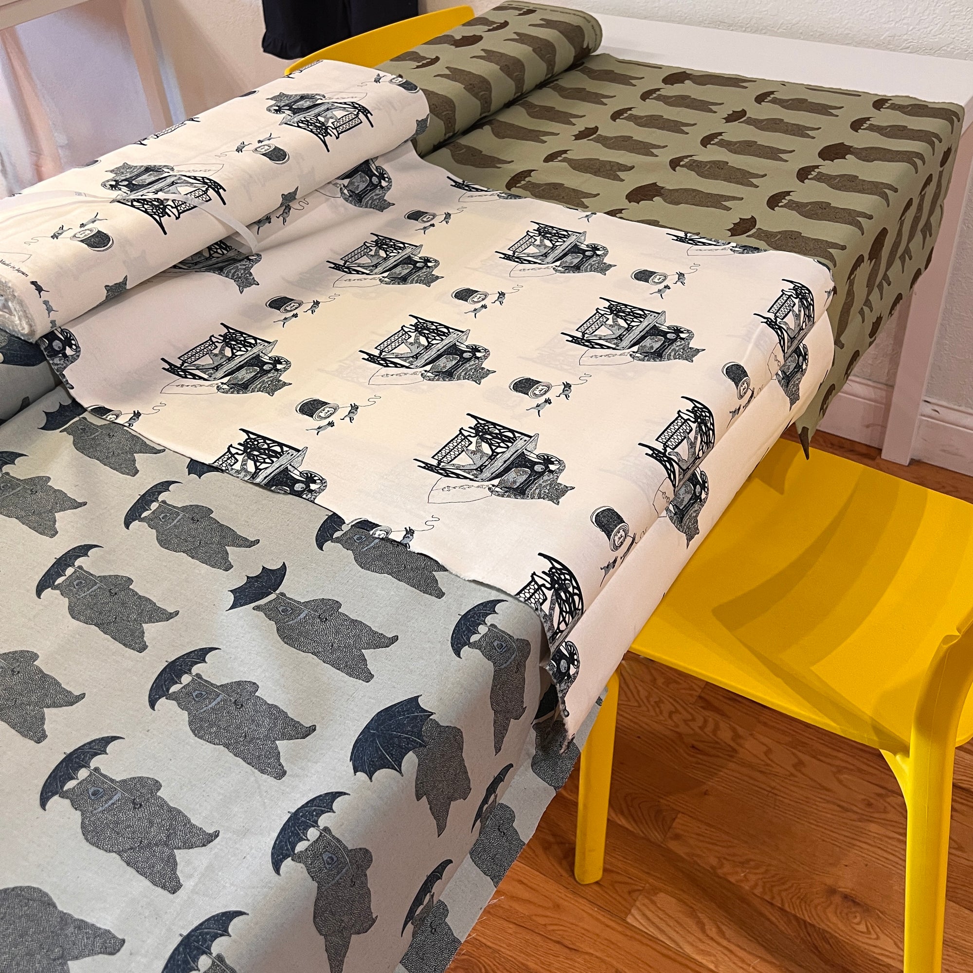 Naoya Hata Bears with Umbrellas Canvas, Bluish grey, 1/4 yard