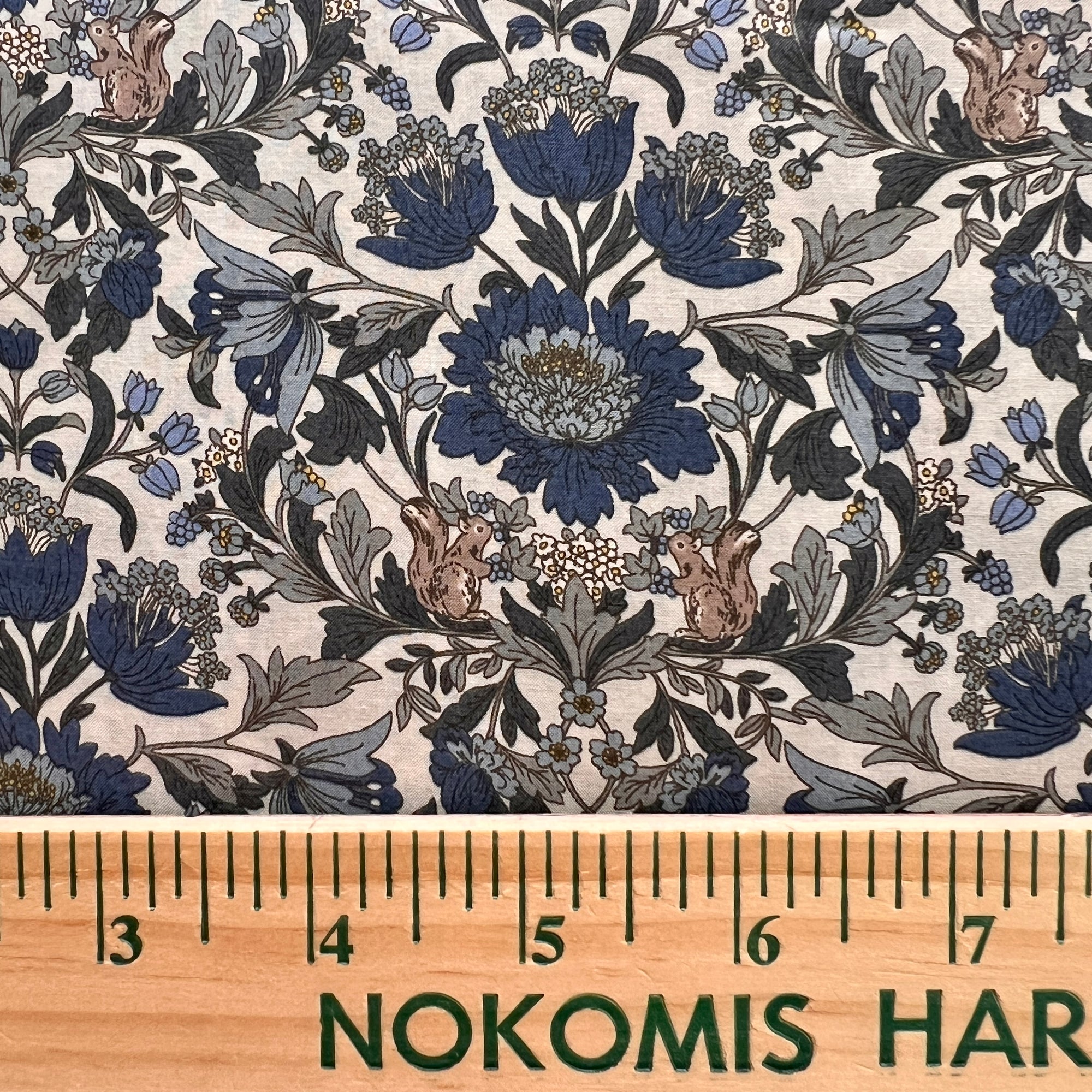 Hokkoh OSKikka, Flower Toile with Squirrels Cotton Lawn, three colorways, 1/4 yard