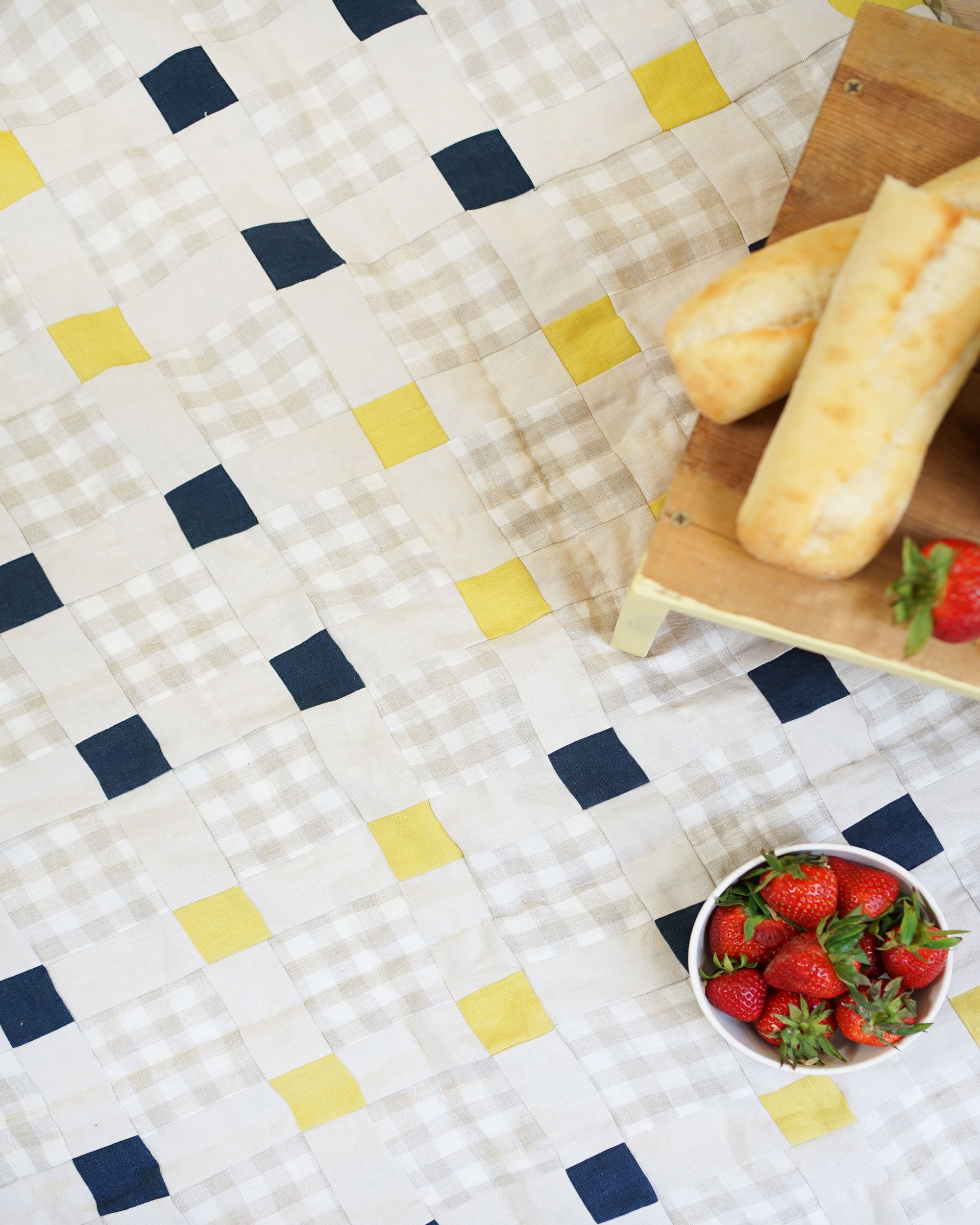 Matchy Matchy Sewing Club, Picnic Square Quilt Pattern