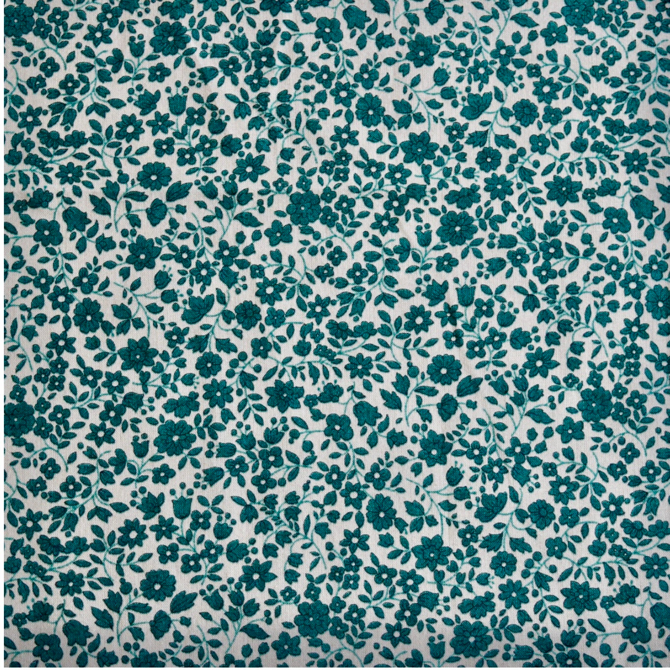 Kokka Flownny Petit Flowers, Japanese Cotton, Green on White, 1/4 yard