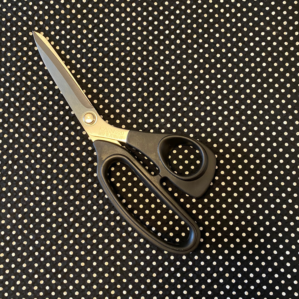 Kai scissors,  8.5" N5220 Dressmaker shears