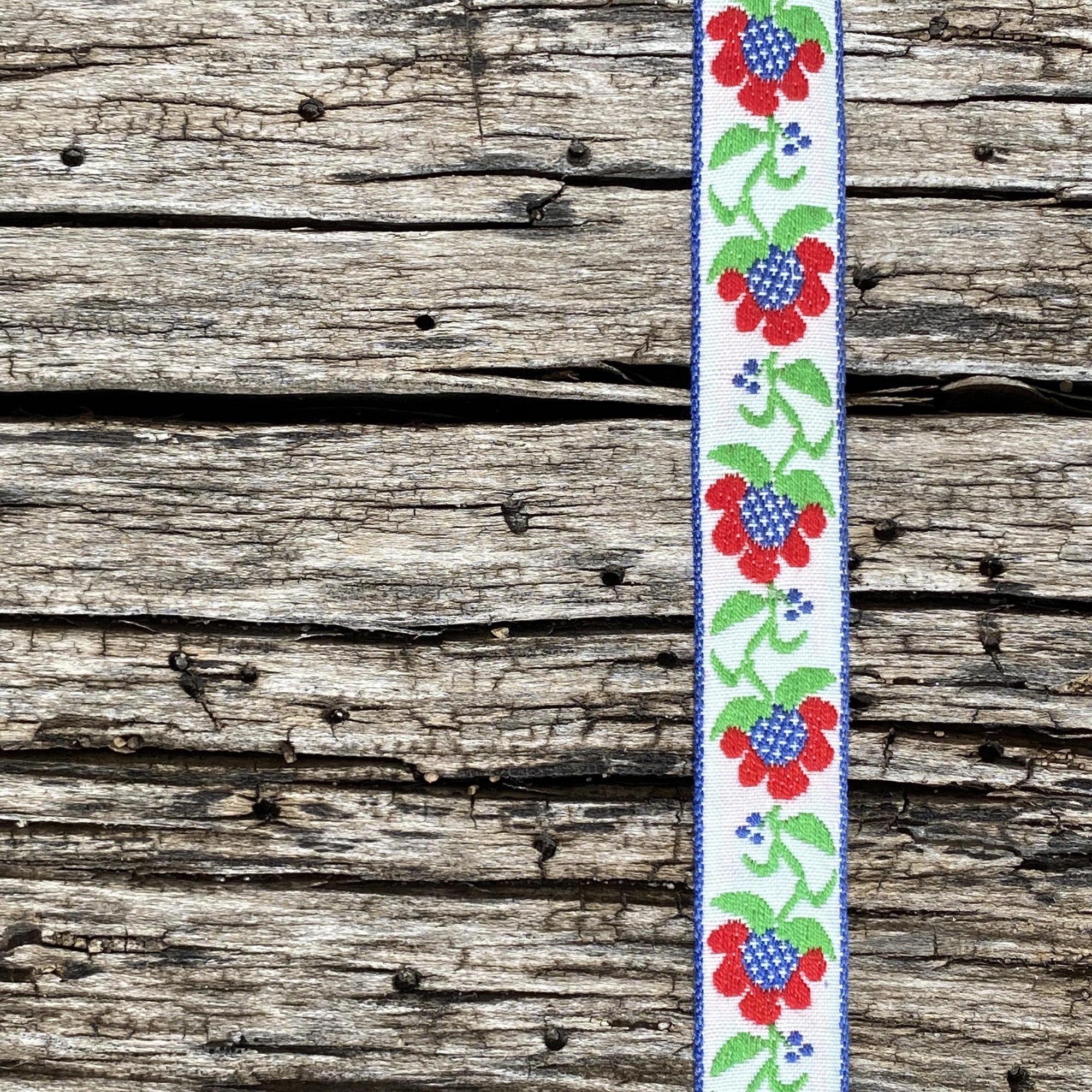 Vintage Jacquard Alpine Floral Trim, 1/2 yard, multiple colorways