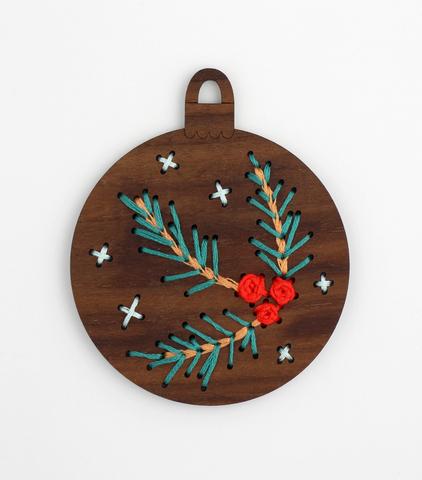 Kiriki D.I.Y Stitched Wooden Ornament kit