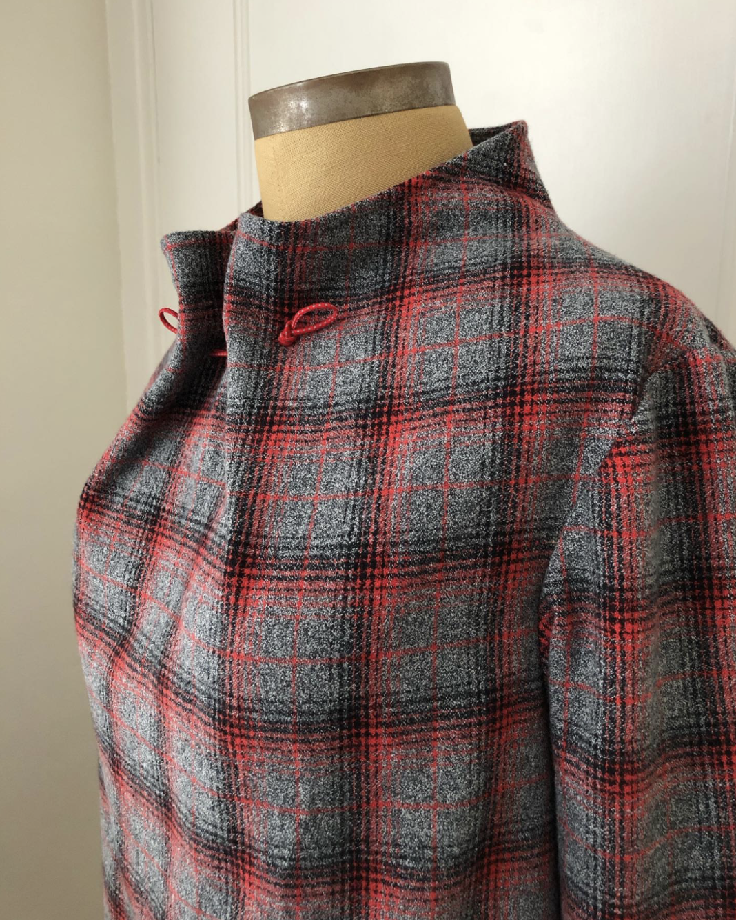 Assembly Line, Elastic Tie Sweater Pattern, Two Size Ranges, Sweden