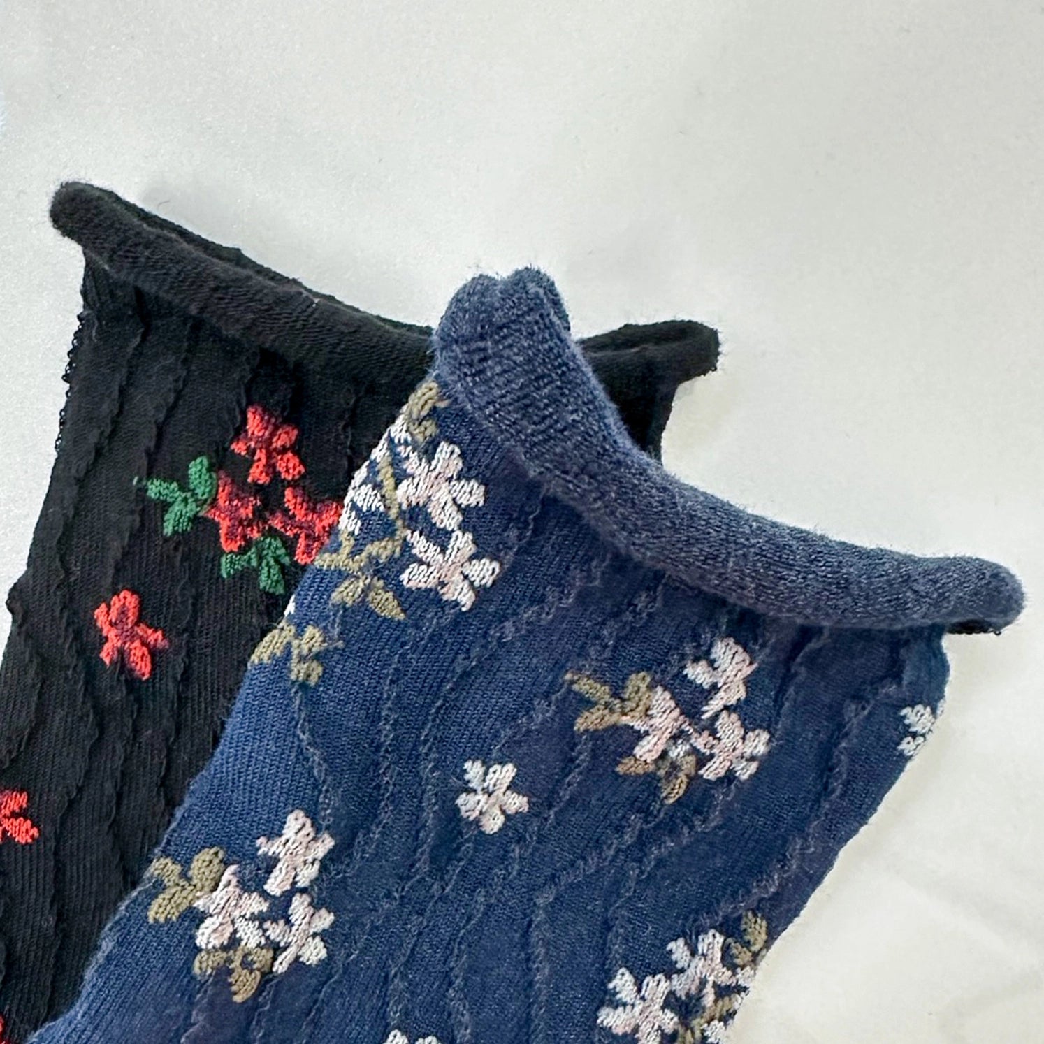 Women&#39;s Crew Ruffle Flower Socks, multiple colorways