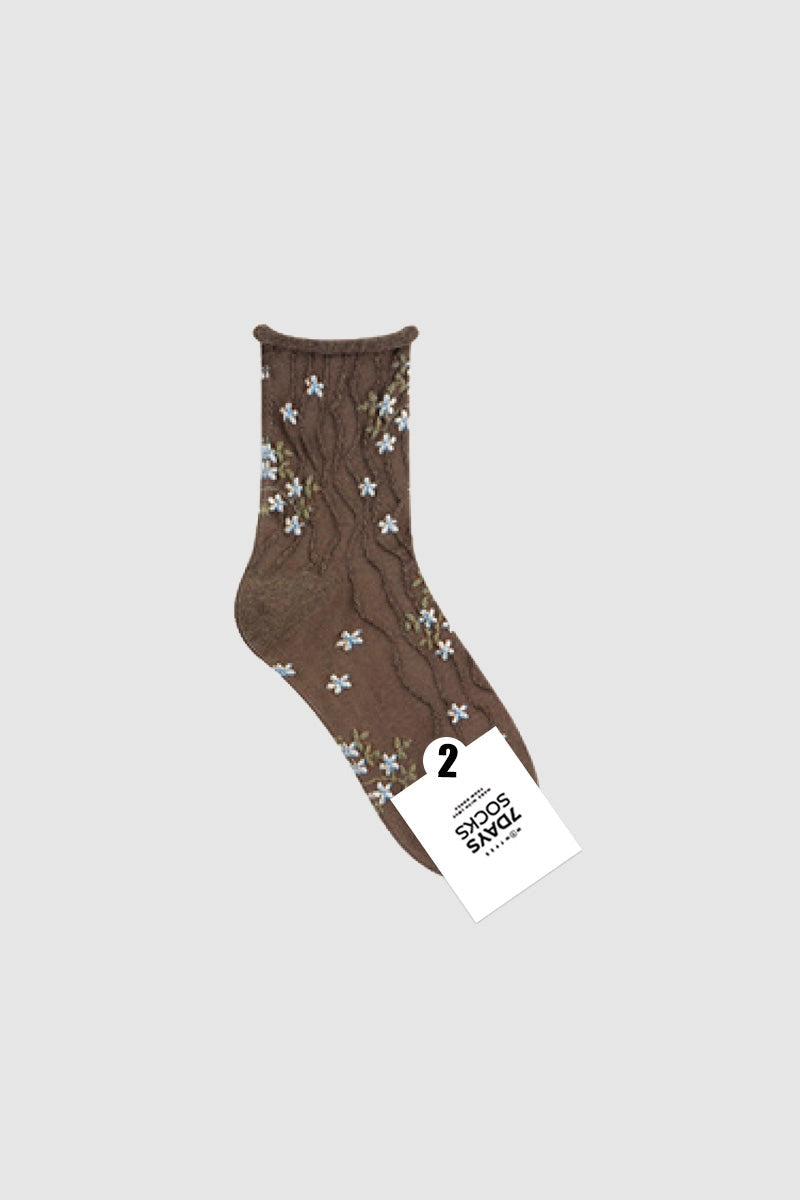 Women&#39;s Crew Ruffle Flower Socks, multiple colorways