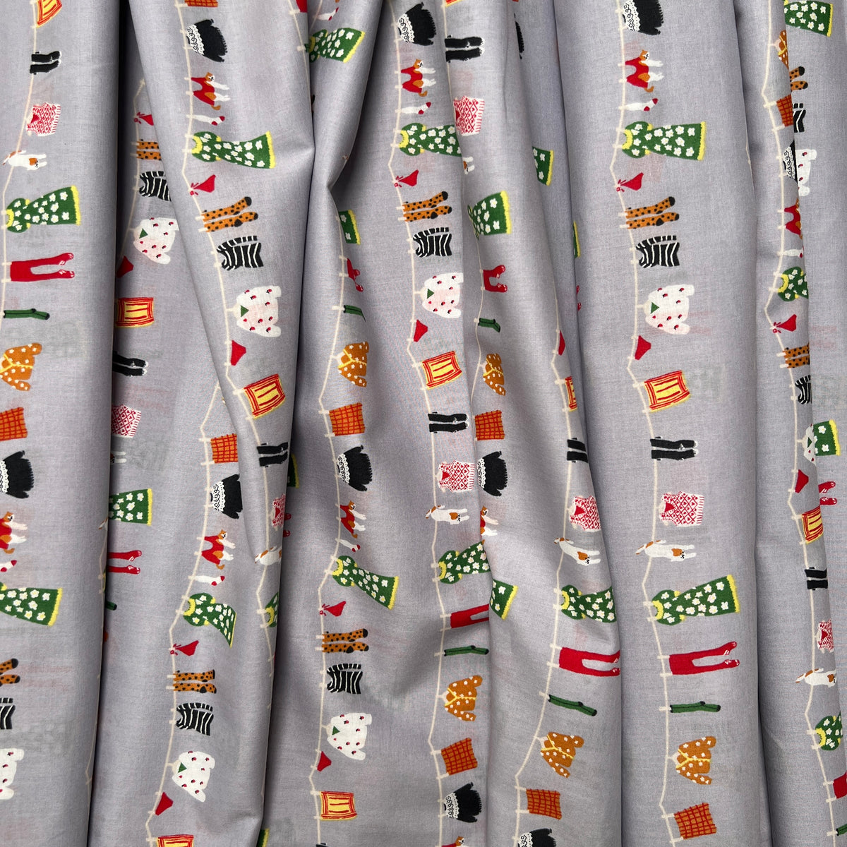 Hokkoh OSKikka, Clothesline, Grey, 1/4 yard