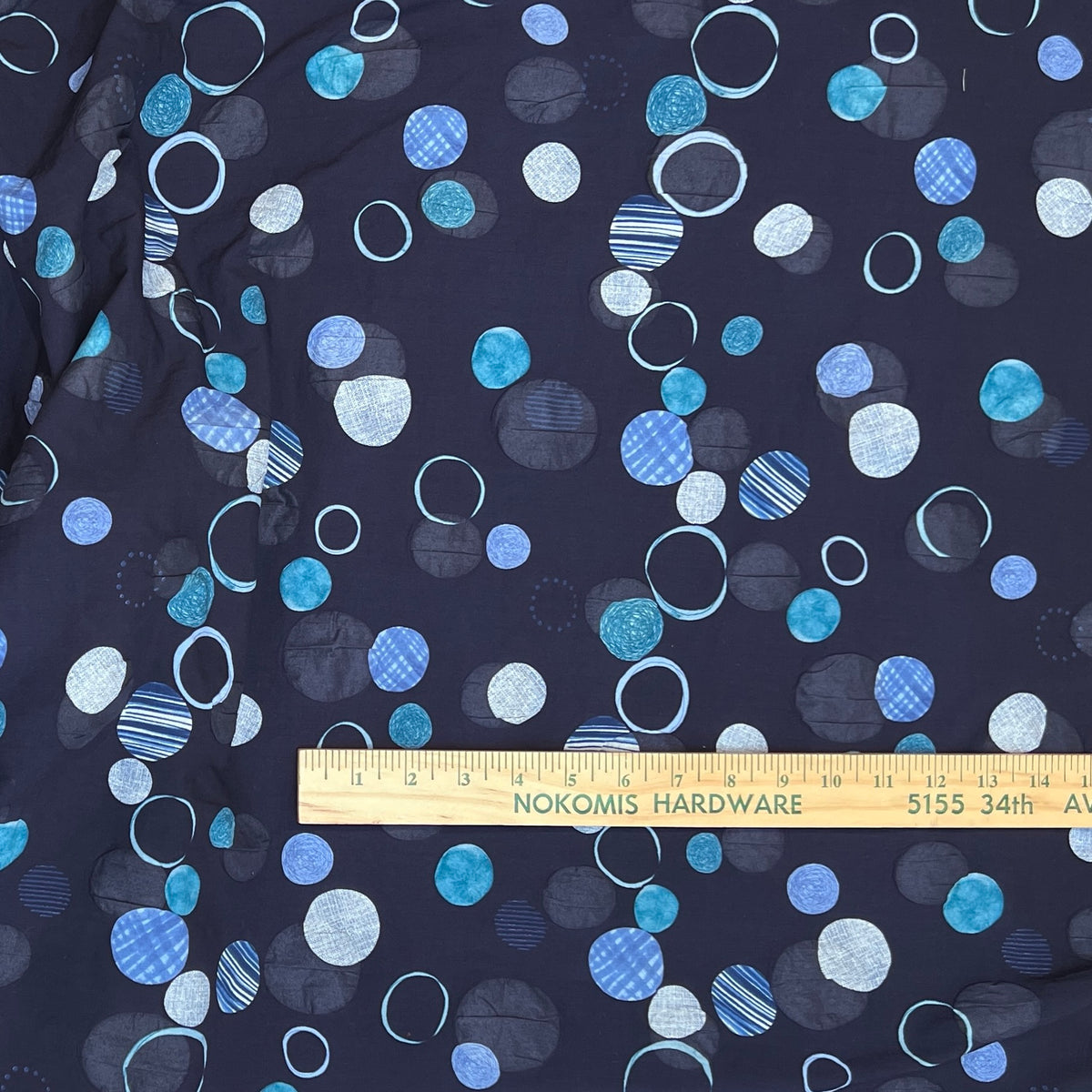 Remnant 930261, Japanese Polka Dot on Blue Salt Shrunk Cotton Seersucker, Navy, 1.75 yard bolt end