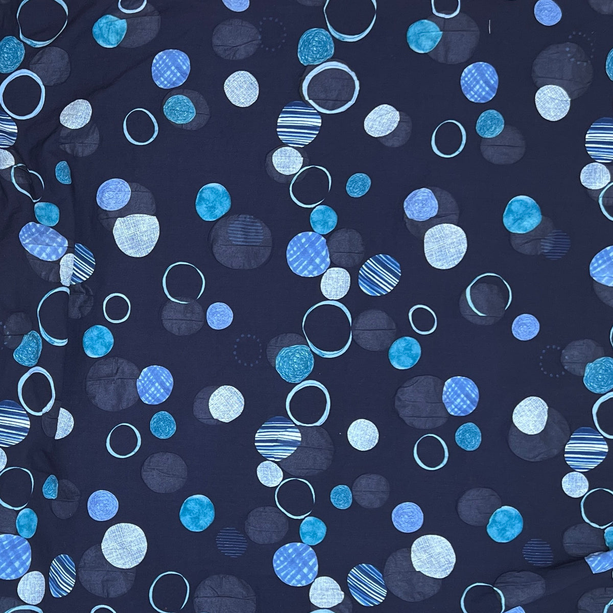 Remnant 930261, Japanese Polka Dot on Blue Salt Shrunk Cotton Seersucker, Navy, 1.75 yard bolt end