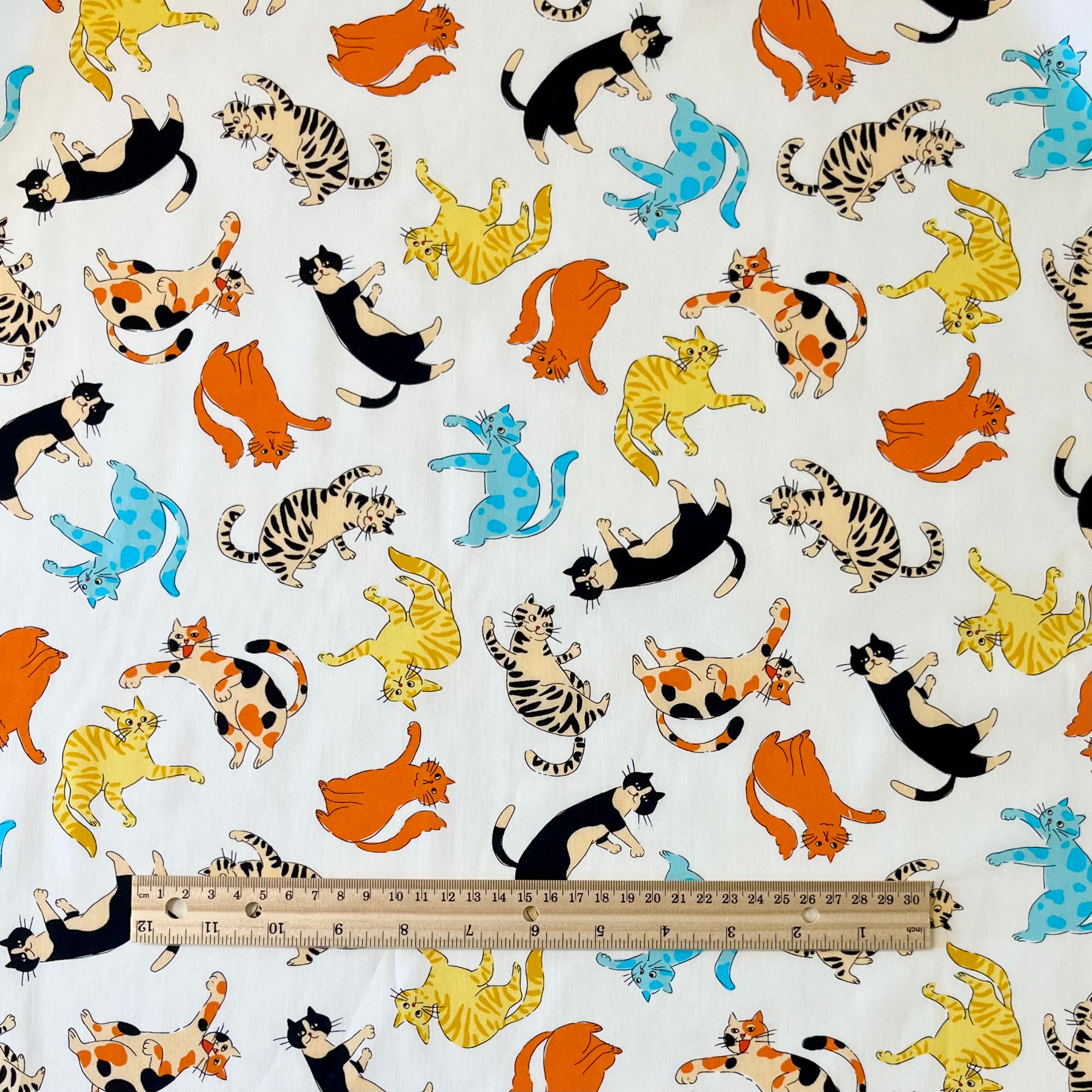 Sevenberry "Crazy Cats" Cotton, 1/4 yard - Lakes Makerie