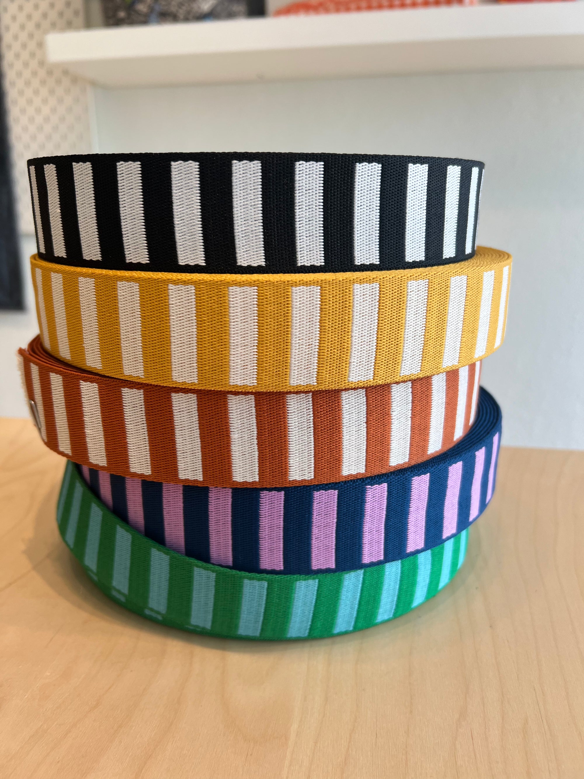 Bold Stripe Webbing, 1.5&quot; wide, 1 yard