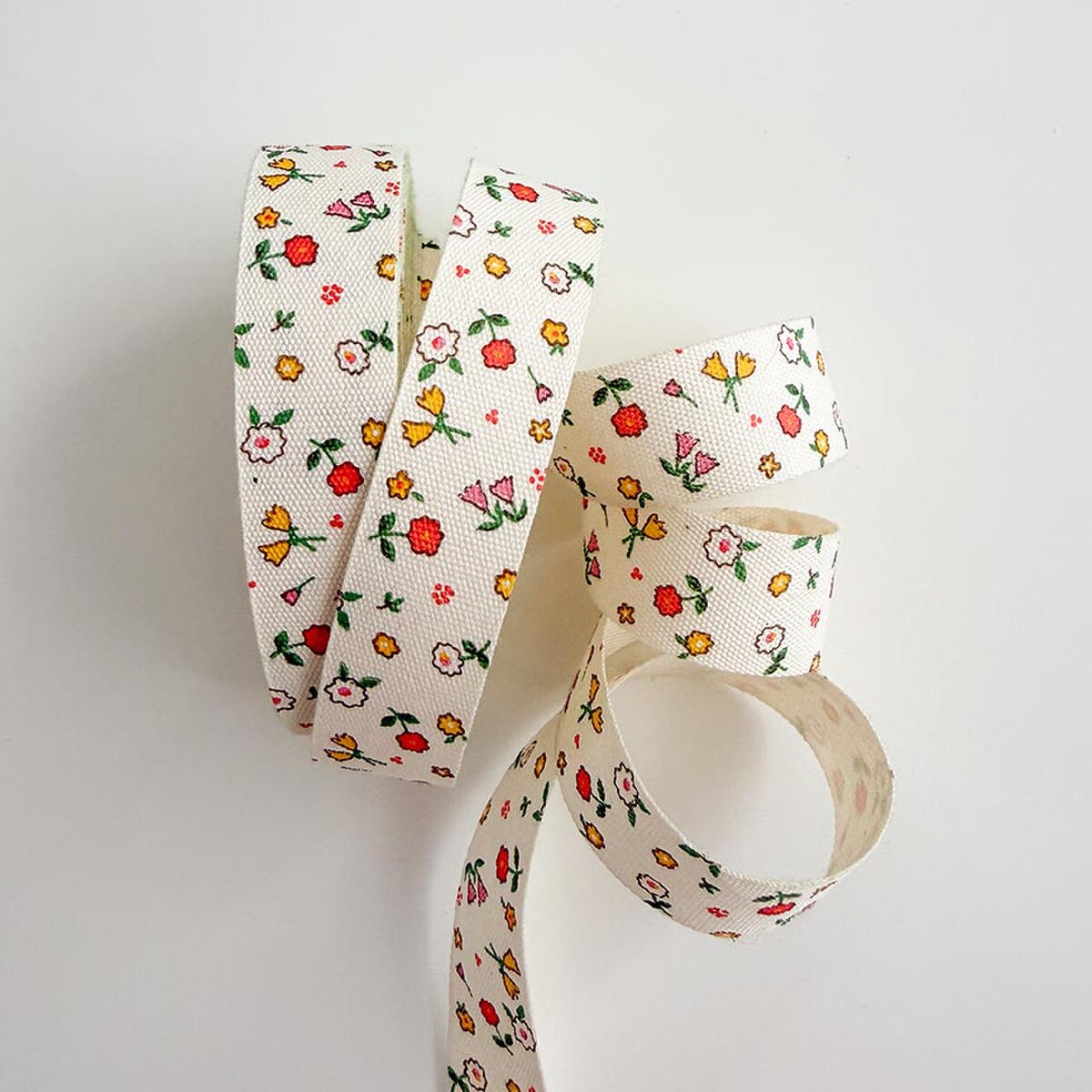 Minki Kim Cotton Ribbon, 5 yard bunde.