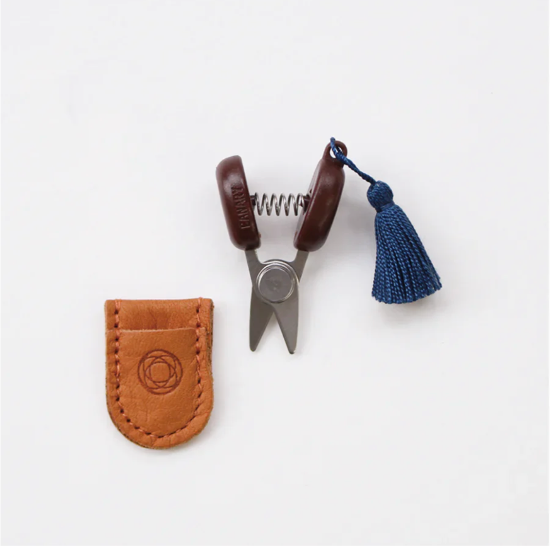 Cohana Mini Scissors with case and tassel