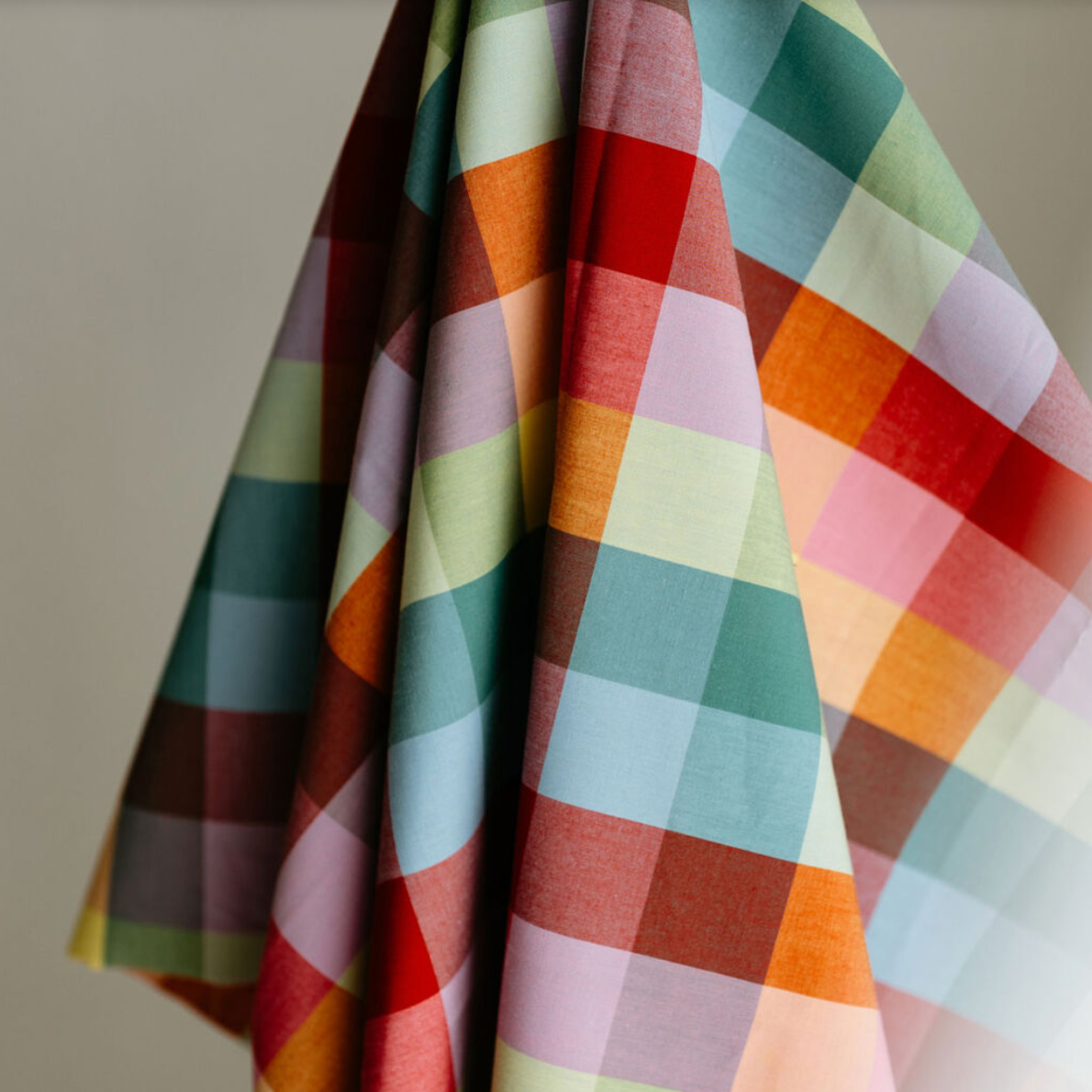 Suzy Quilts Picnic Wovens, Large Plaid, Rainbow, 1/4 yard