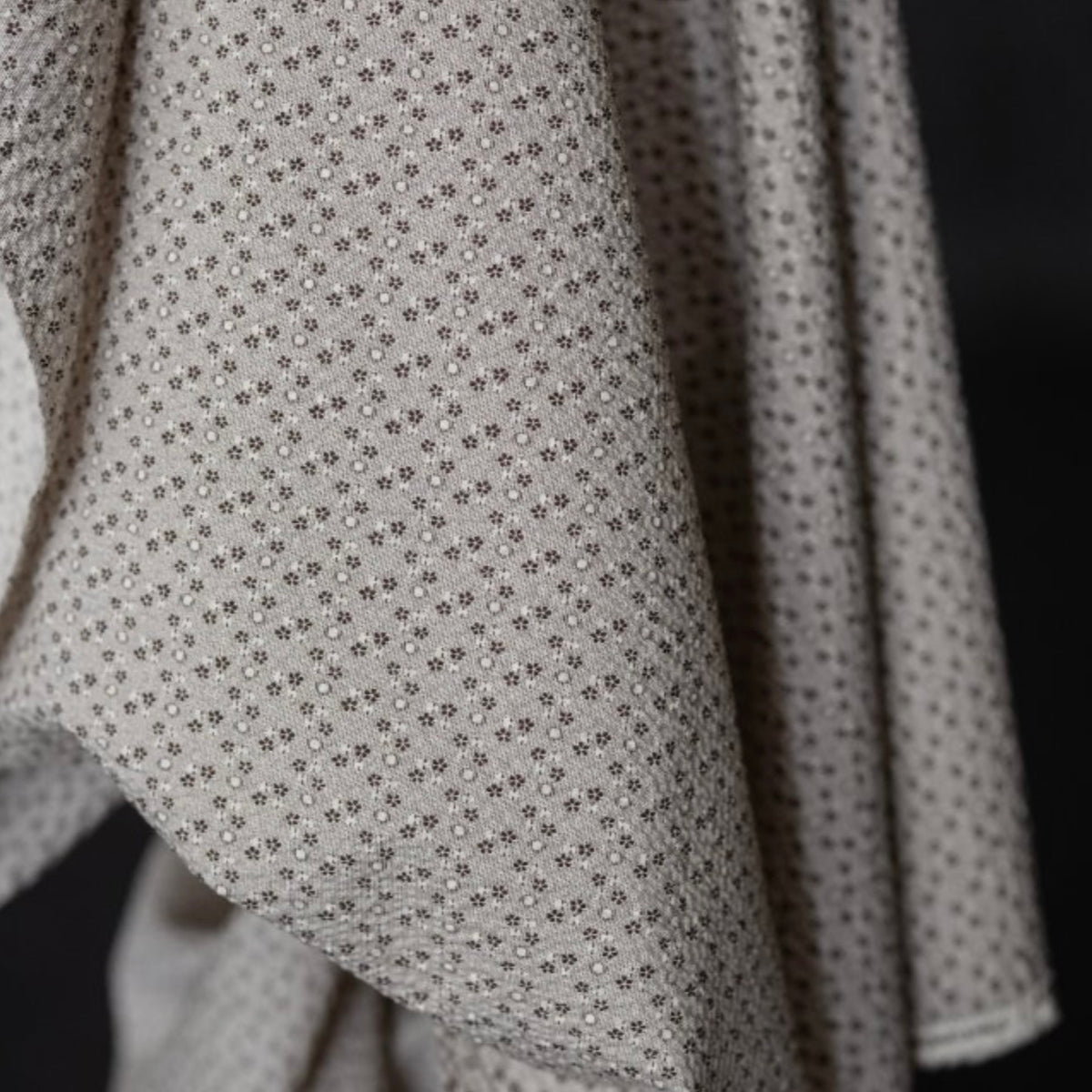 Merchant &amp; Mills, Coco Hana Organic Seersucker Fabric, 1/4 yard
