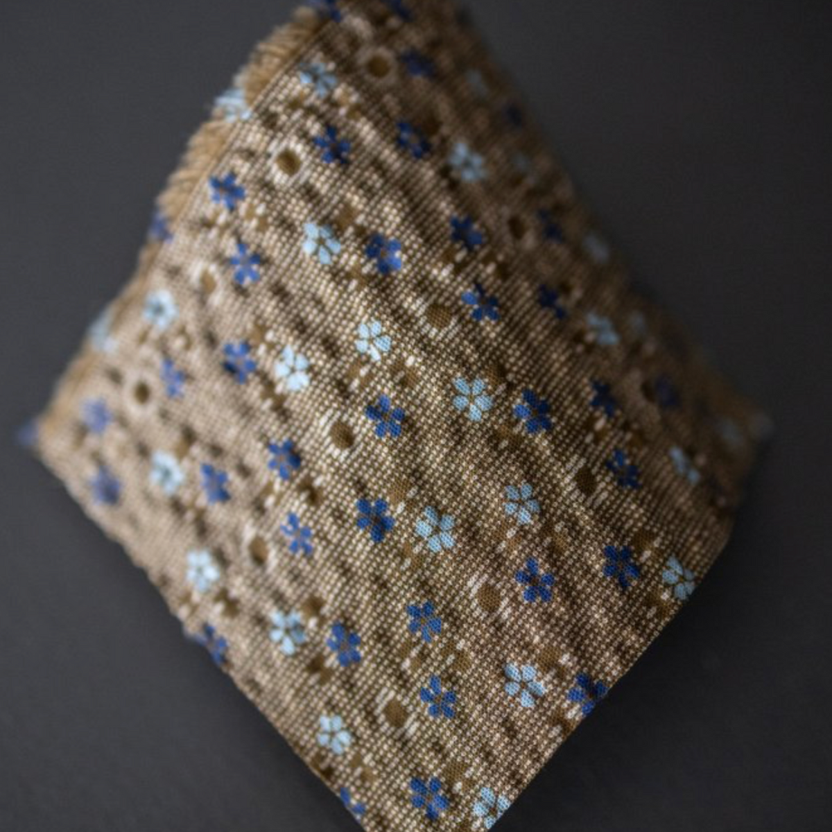 Merchant &amp; Mills, Chicory Hana Organic Seersucker Fabric, 1/4 yard