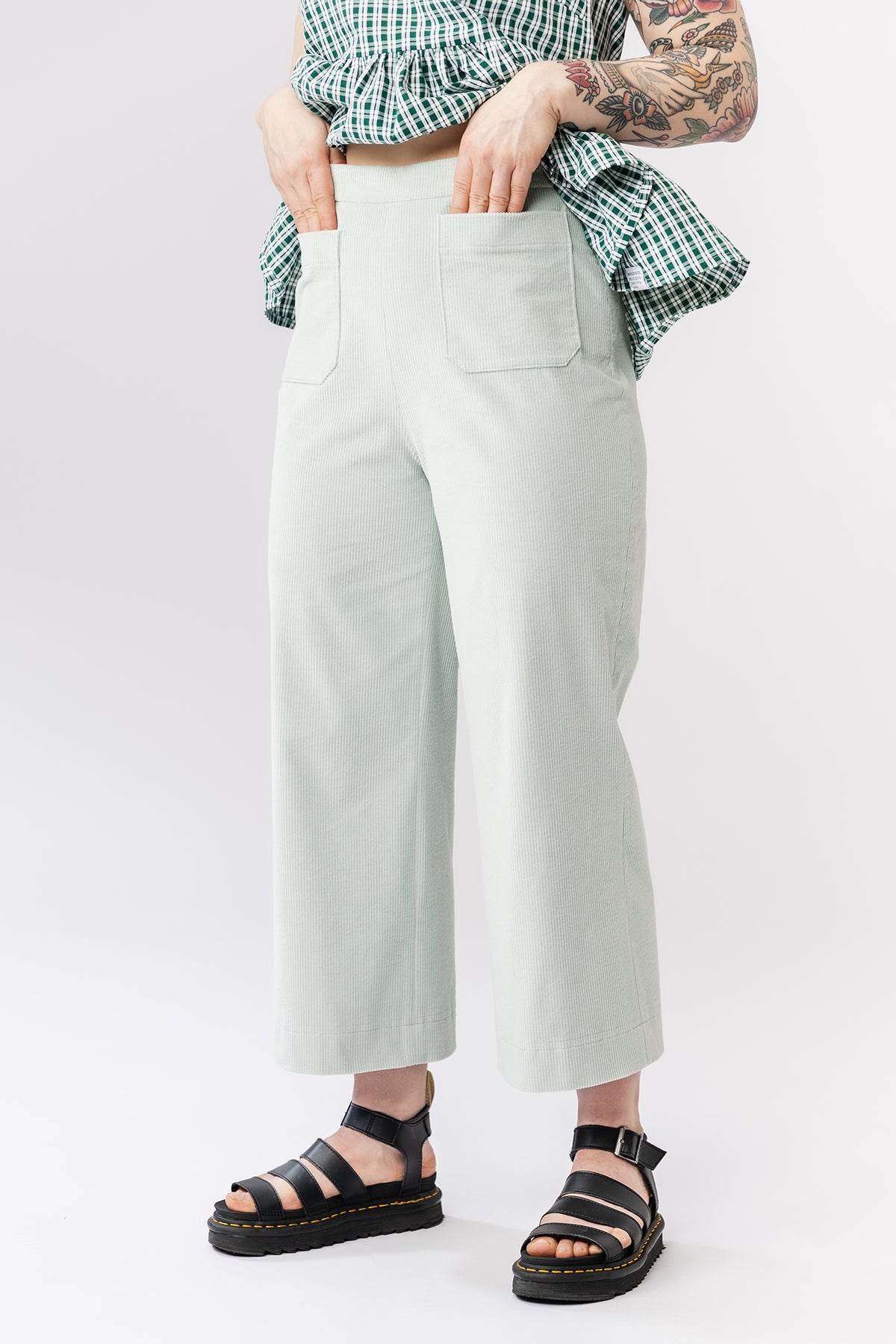VERSO trousers &amp; shorts